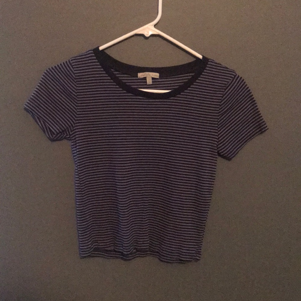 Mid drift blue striped shirt